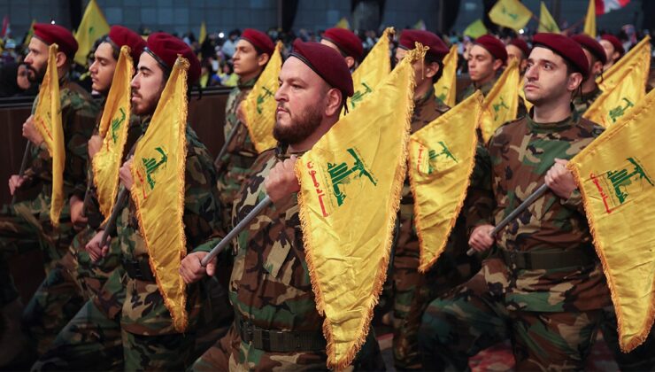 Hizbullah, İsrail savaş uçaklarına ateş açtı